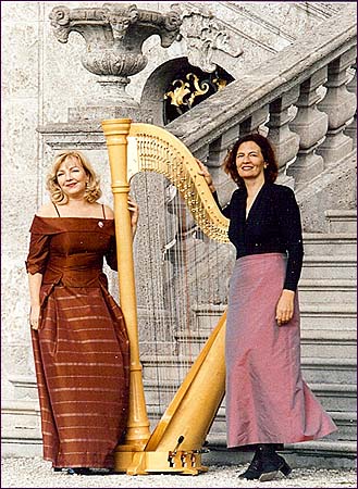 Marja-Leena Varpio mit Rosemarie Schmid-Mnster